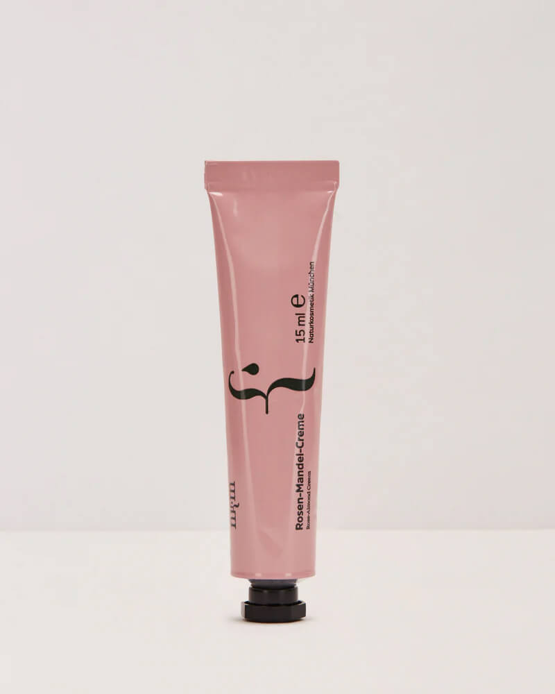 Deep Cleansing Facial Cleanser - Image 5